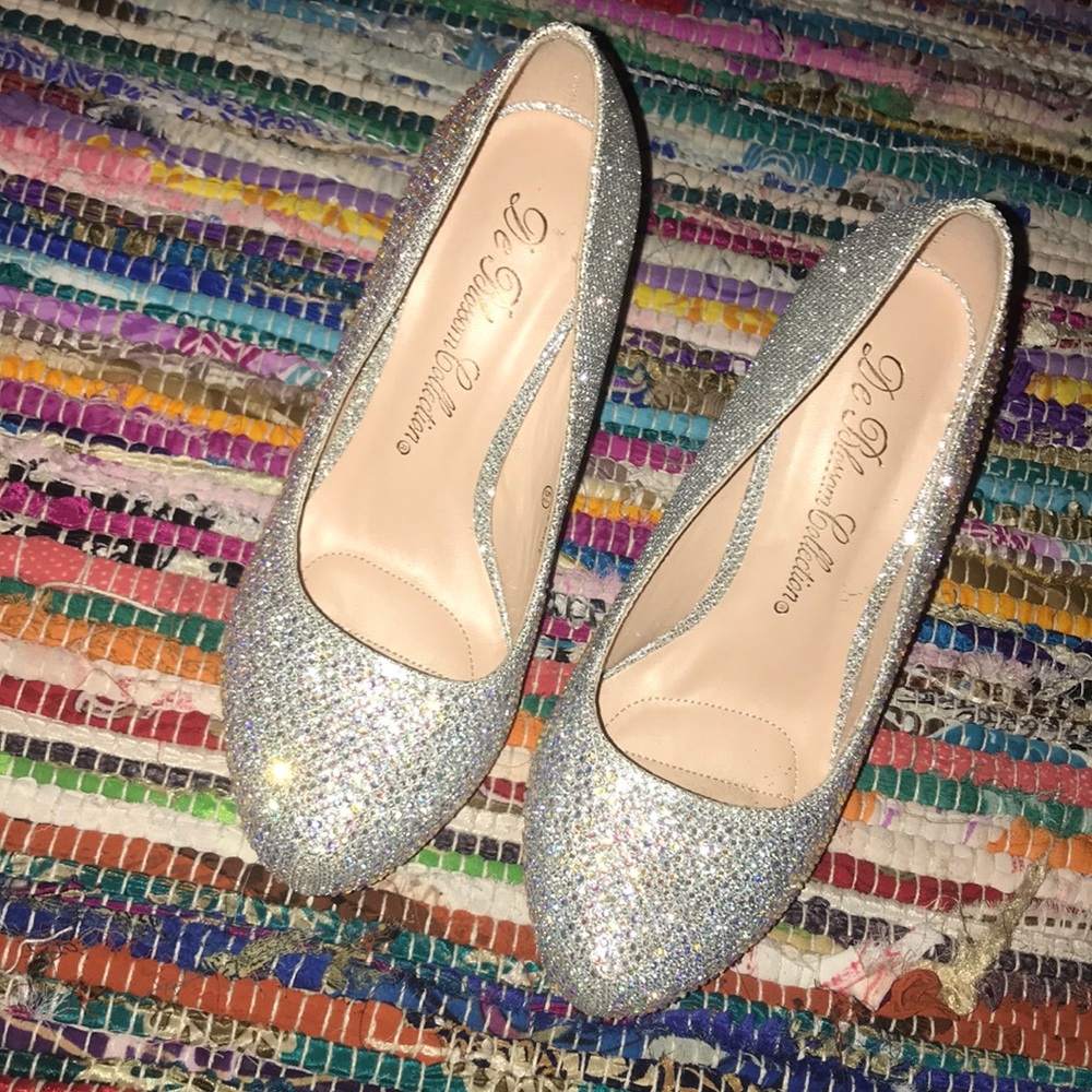 Shiny heels